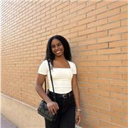 Profesora agradable, apta para dar clases con dinámica y personalidad